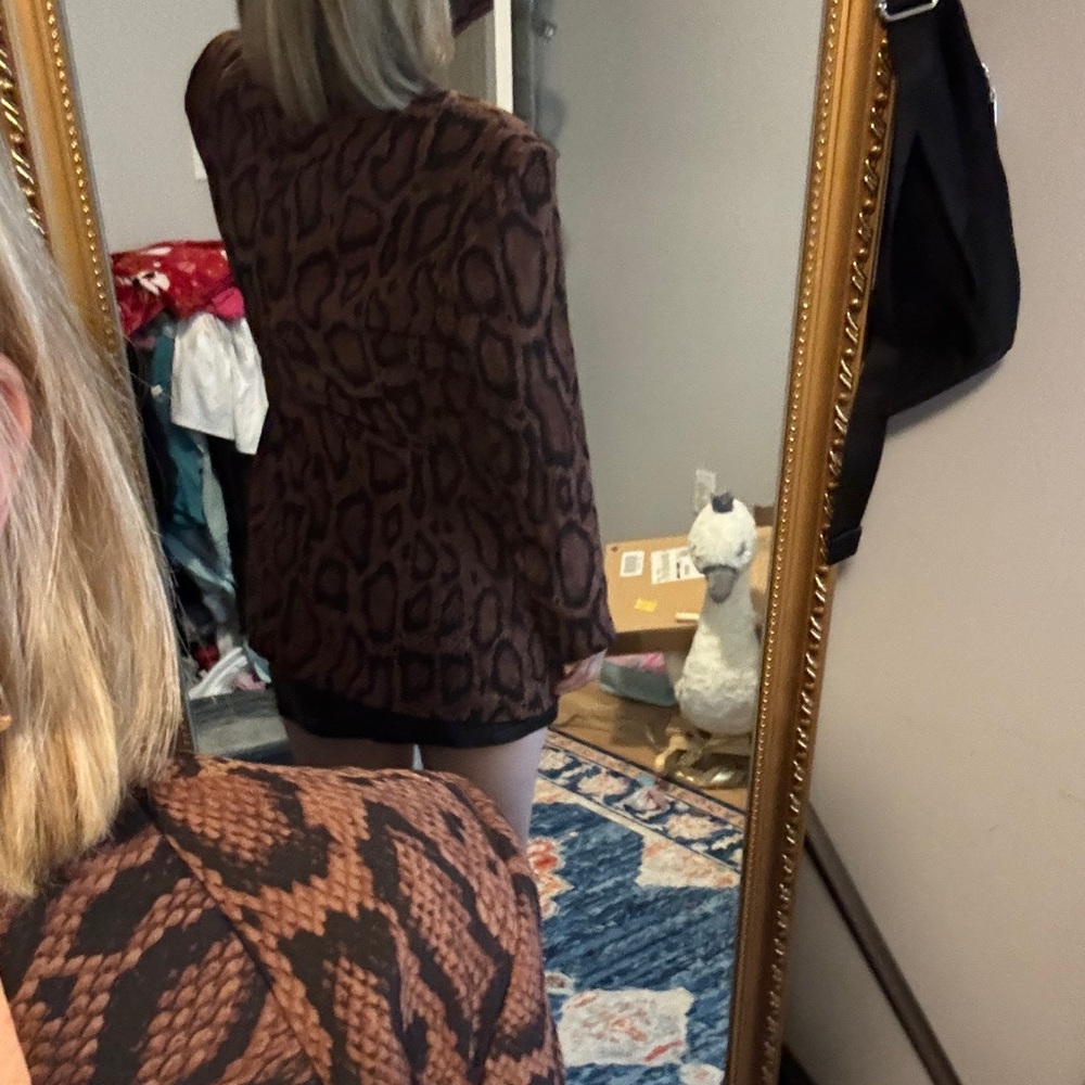 DANIELLE BERNSTEIN Brown Animal Print Blazer - Picture 4 of 4